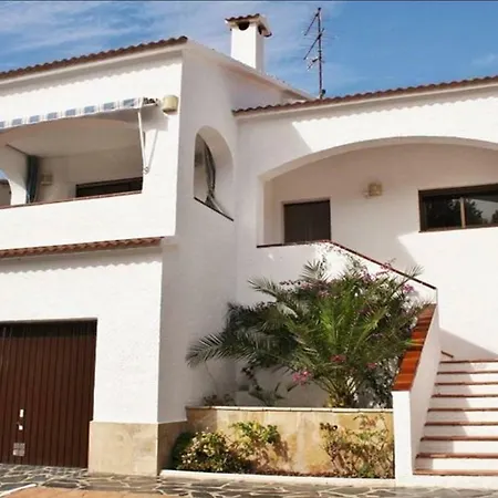 Holiday home Independiente 2 Km Playa
